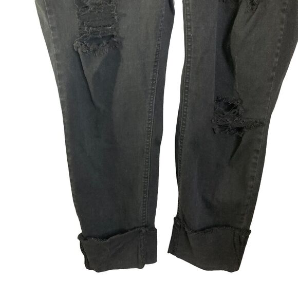 Almost Famous Jeans Womens Size 18 Distressed Black Cuffed - Picture 5 of 8